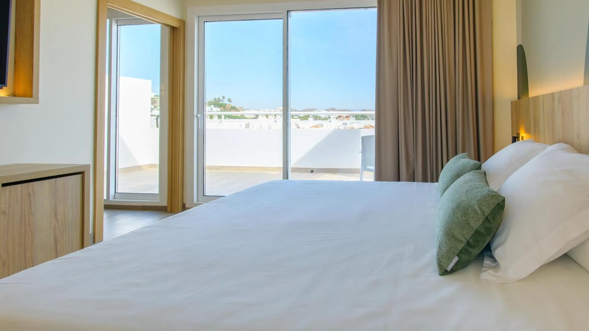 Hotel Best Oasis Tropical 모야카 4*,