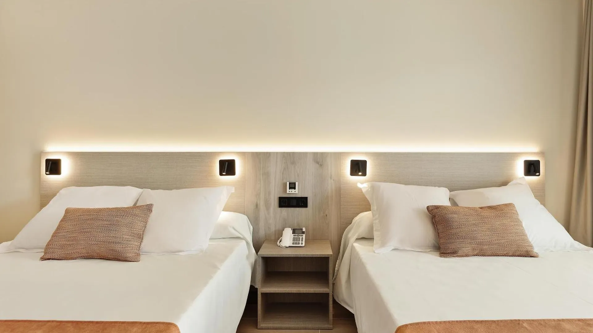 Hotel Best Oasis Tropical Mojacar 4*,
